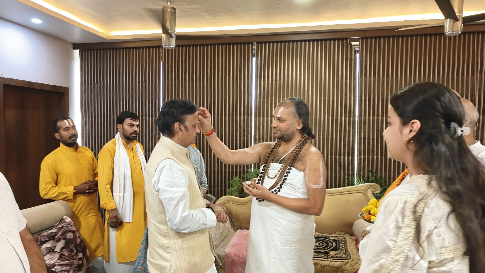 सम्मानित अतिथि